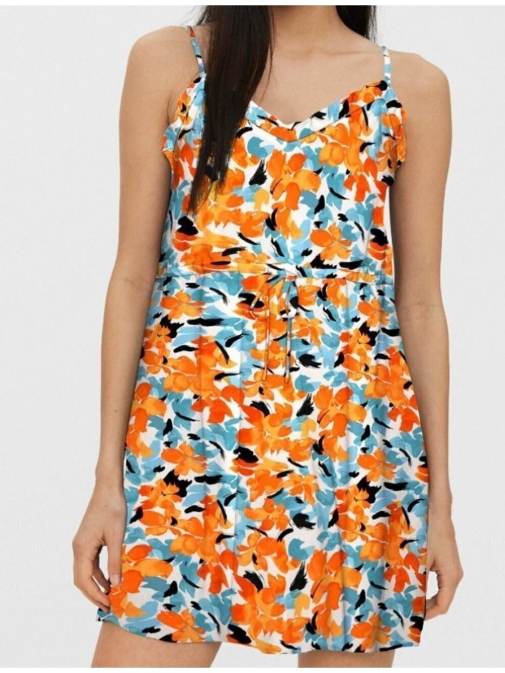 Vero Moda  Floral  Viscose V-neck Strap Mini Dress, size M NWT